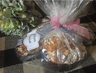 COOKING WITH LAURA: EASTER COLOMBA